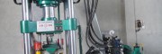 遼寧省全自動(dòng)粉末成型液壓機(jī)高效節(jié)能環(huán)保Y